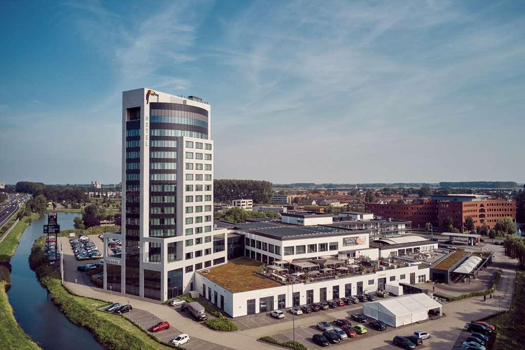 Van Der Valk Hotel Tiel Exteriör bild